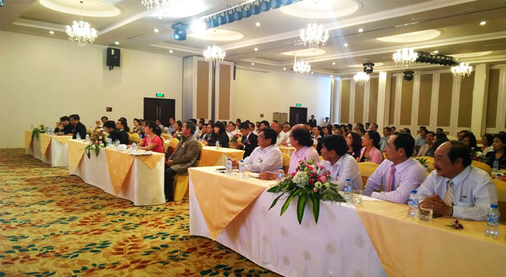 thi-cong-vach-ngan-nha-hang-tiec-cuoi-ttc-palace-ben-tre-5