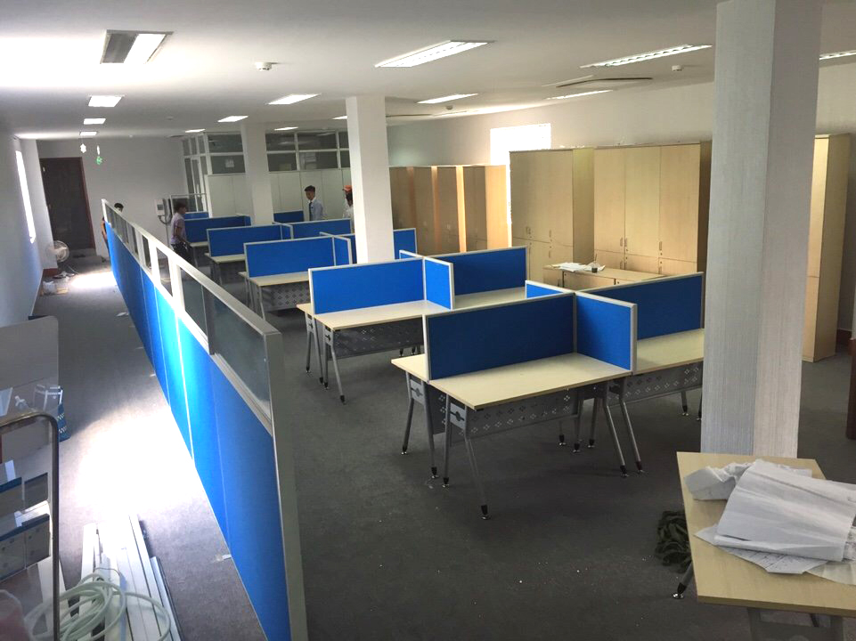 Thi công vách ngăn văn phòng - bàn làm việc Công ty OKI Việt Nam Thi công vách ngăn văn phòng - bàn làm việc Công ty OKI Việt Nam